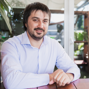 Roman Nalivayko Trader Evolution (400 X 400 Px)