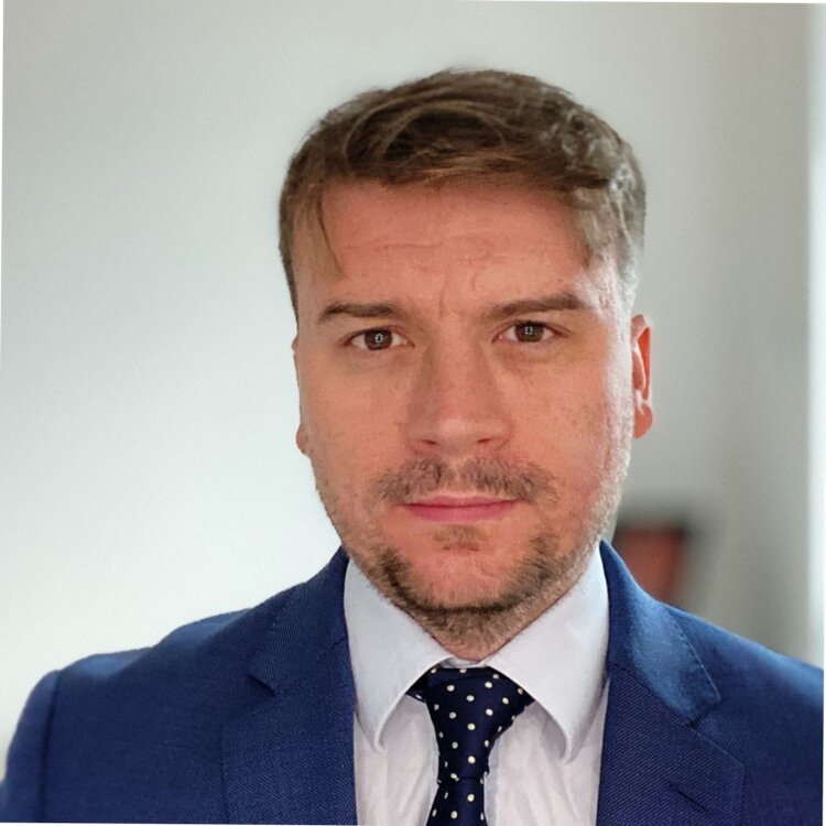 Daniel_Chambers BidFX.jpg