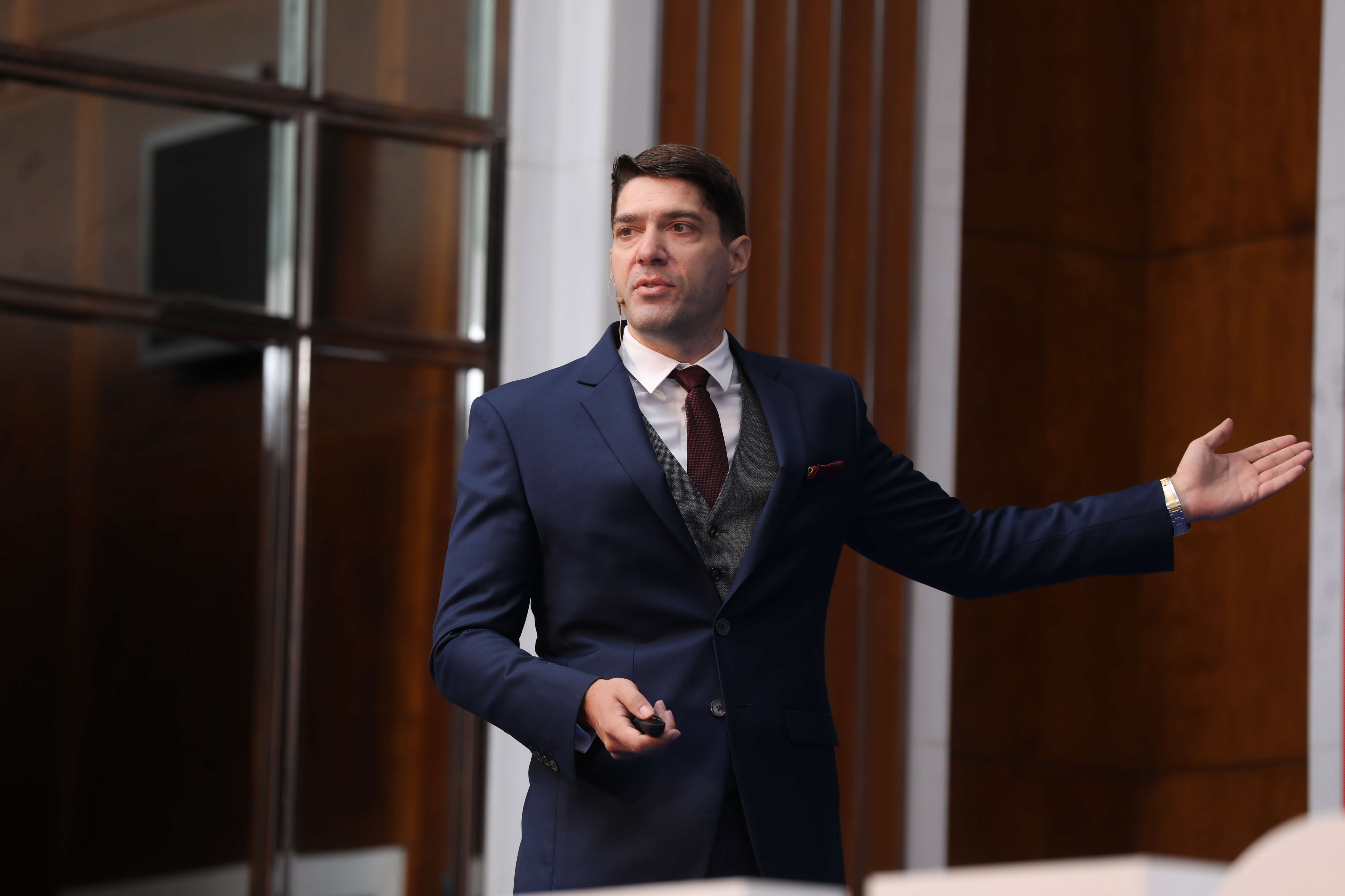 Alex-Katsaros-TopFX.jpg
