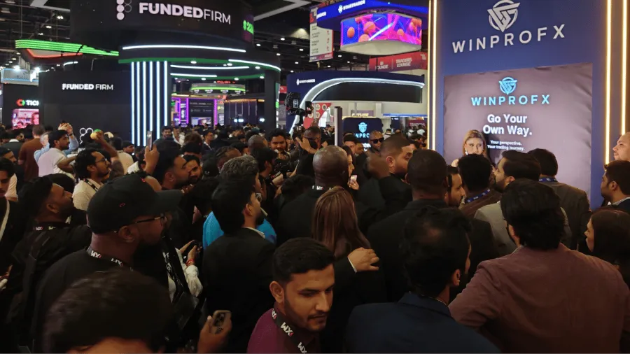 Urvashi Rautela winprofx forex expo dubai 2026