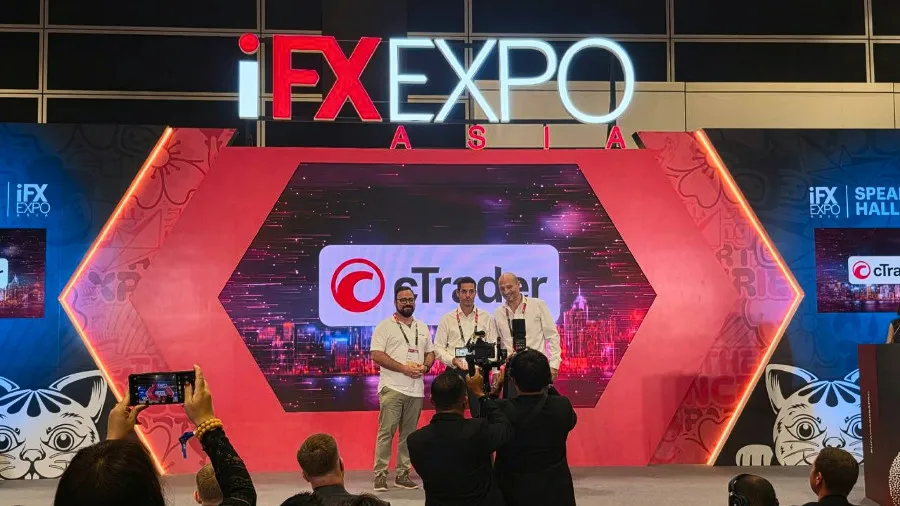 spotware receiving their award at ifx expo 2026 asia